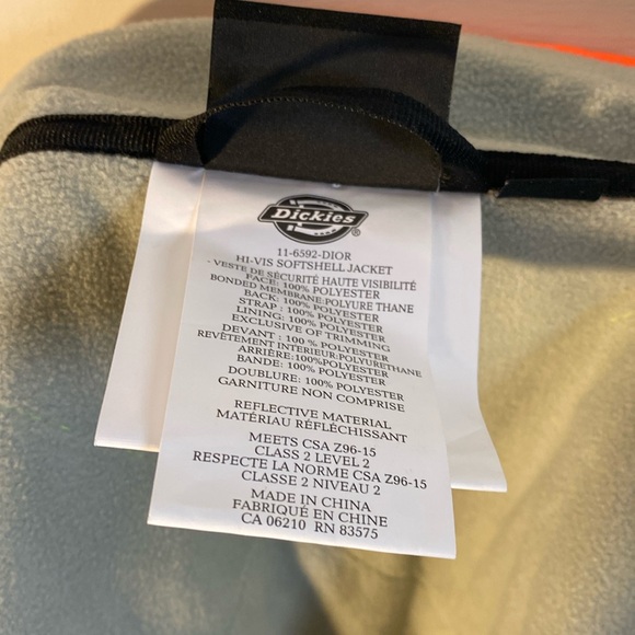Dickies high visibility, softshell safety cross back jacket, men’s size XL - Picture 12 of 17